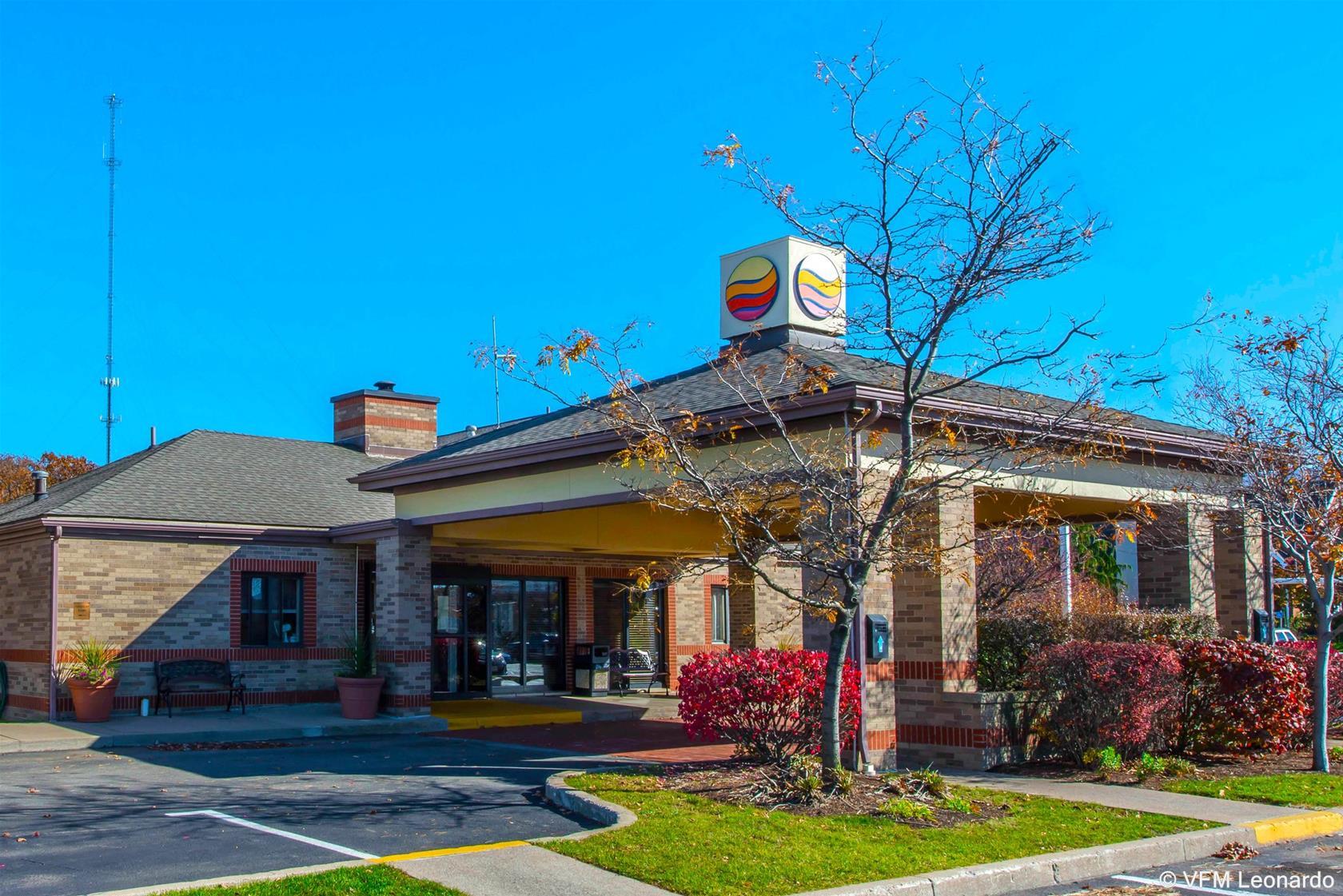 Comfort Inn & Suites Kearsarge Exterior photo
