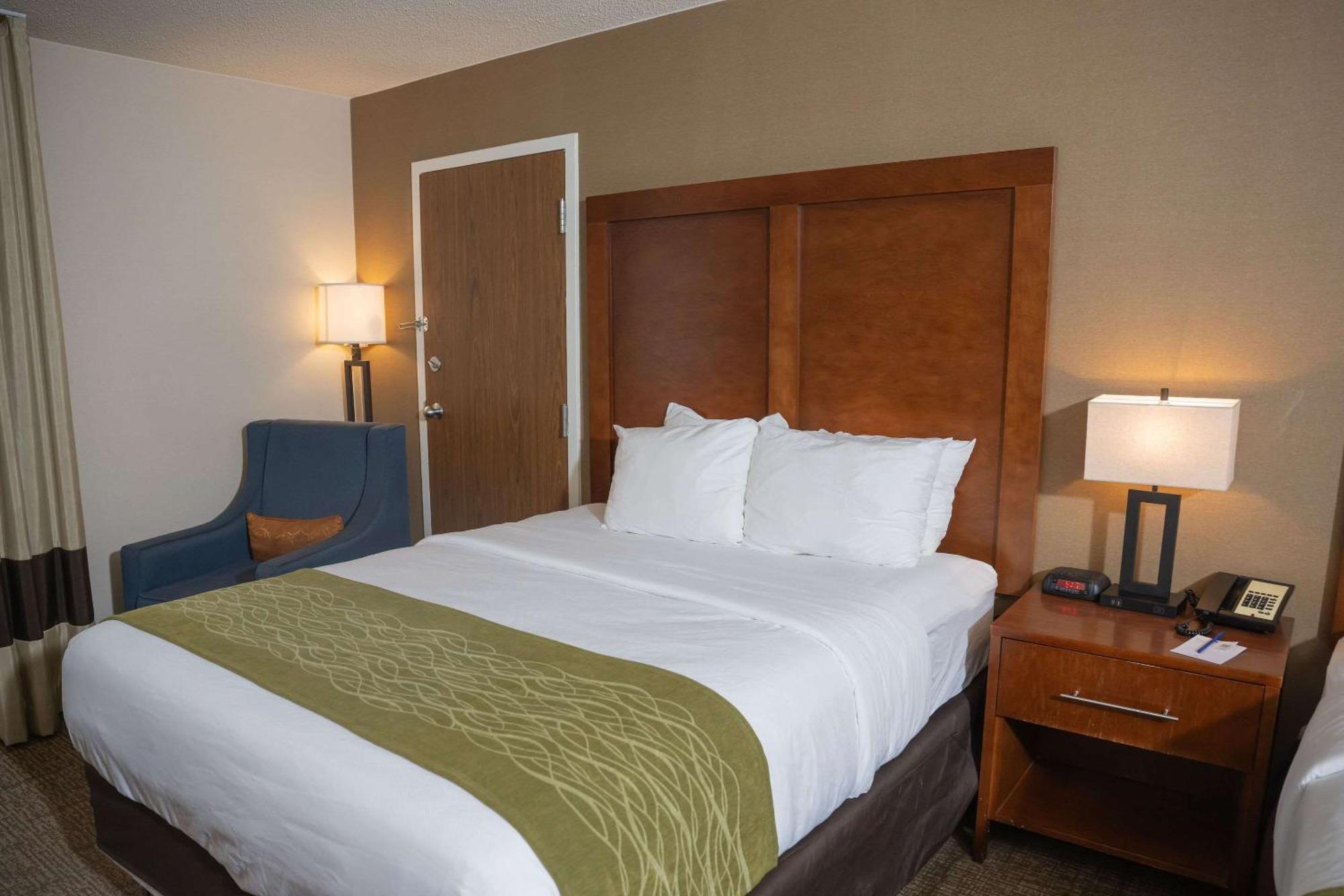 Comfort Inn & Suites Kearsarge Exterior photo