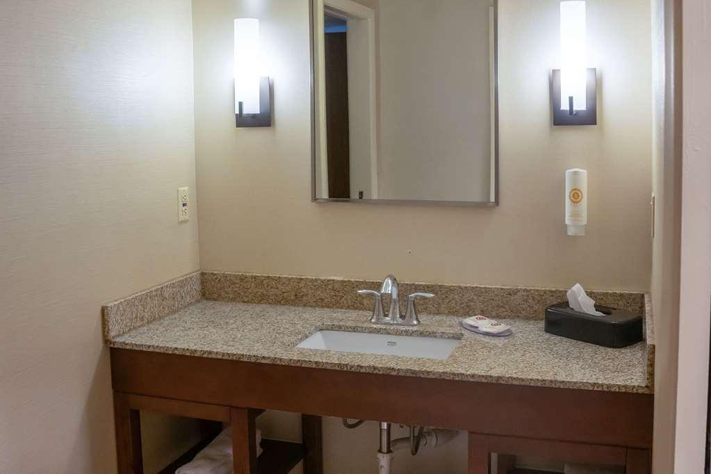 Comfort Inn & Suites Kearsarge Room photo
