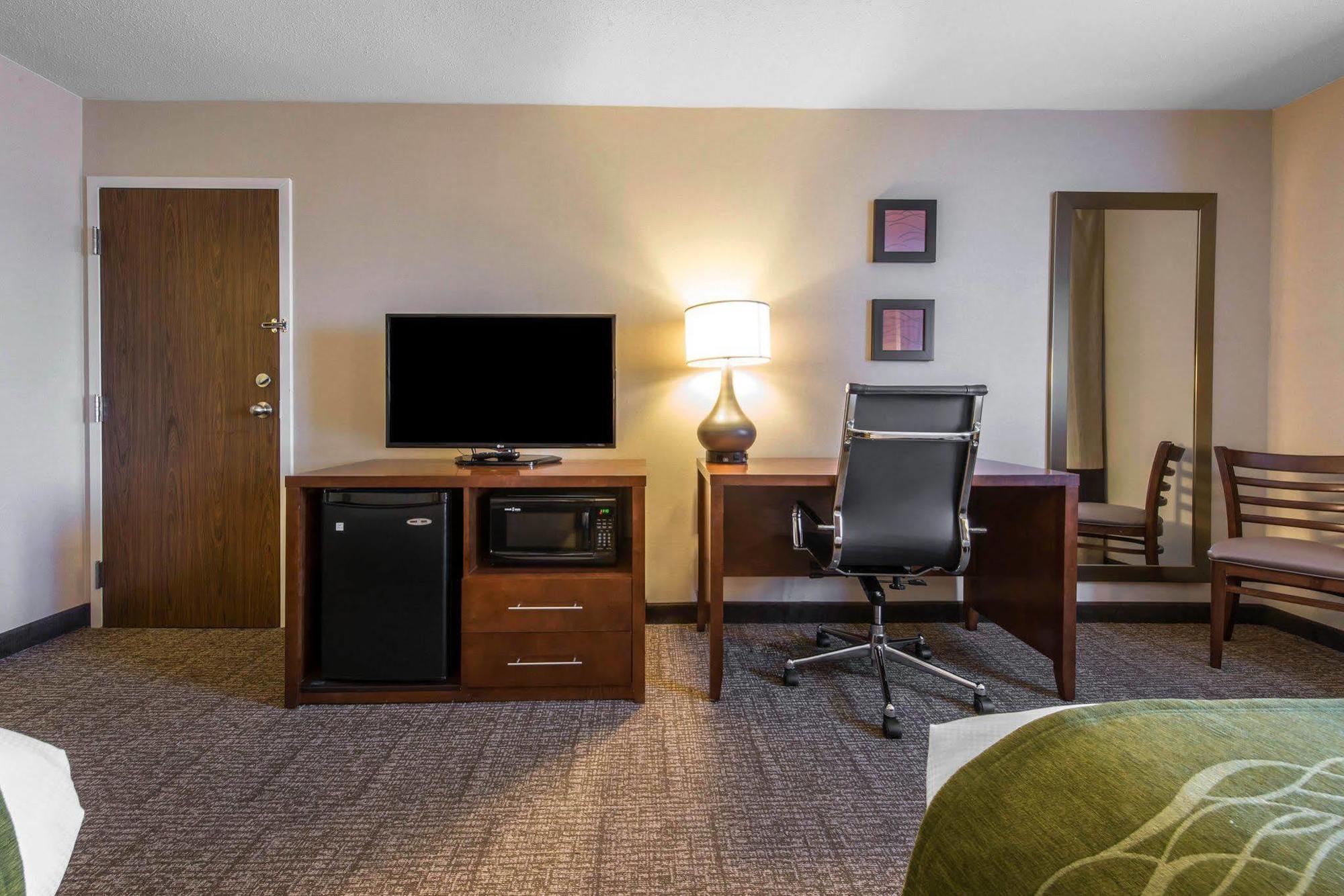 Comfort Inn & Suites Kearsarge Exterior photo
